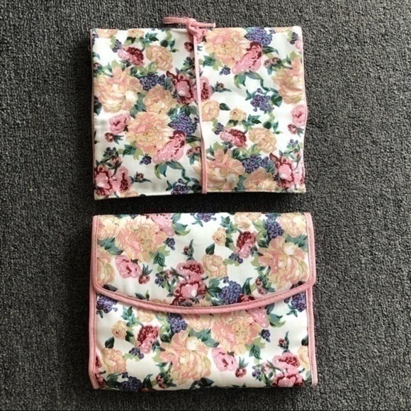 Cosmetic and jewelry travel storage bag set - Picture 2 of 8